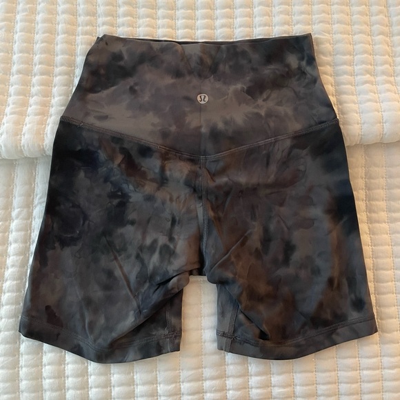 Align High-Rise Short 6” - Picture 4 of 5